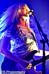 Photo Of The Ting Tings © Copyright Robert Lawrence