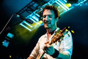 Photo Of Frank Turner © Copyright Robert Lawrence